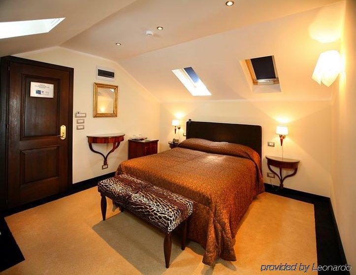 Vigo Hotel Ploiesti Room photo